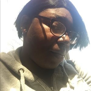 Meet your Posher, Myrasha